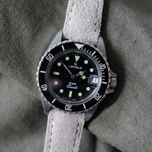 Magnifique montre style Submariner plongée femme