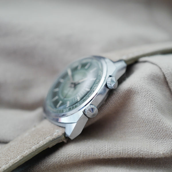Montre à réveil vintage soviétique URSS Poljot