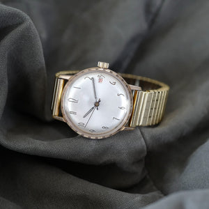 Montre ancienne manuelle