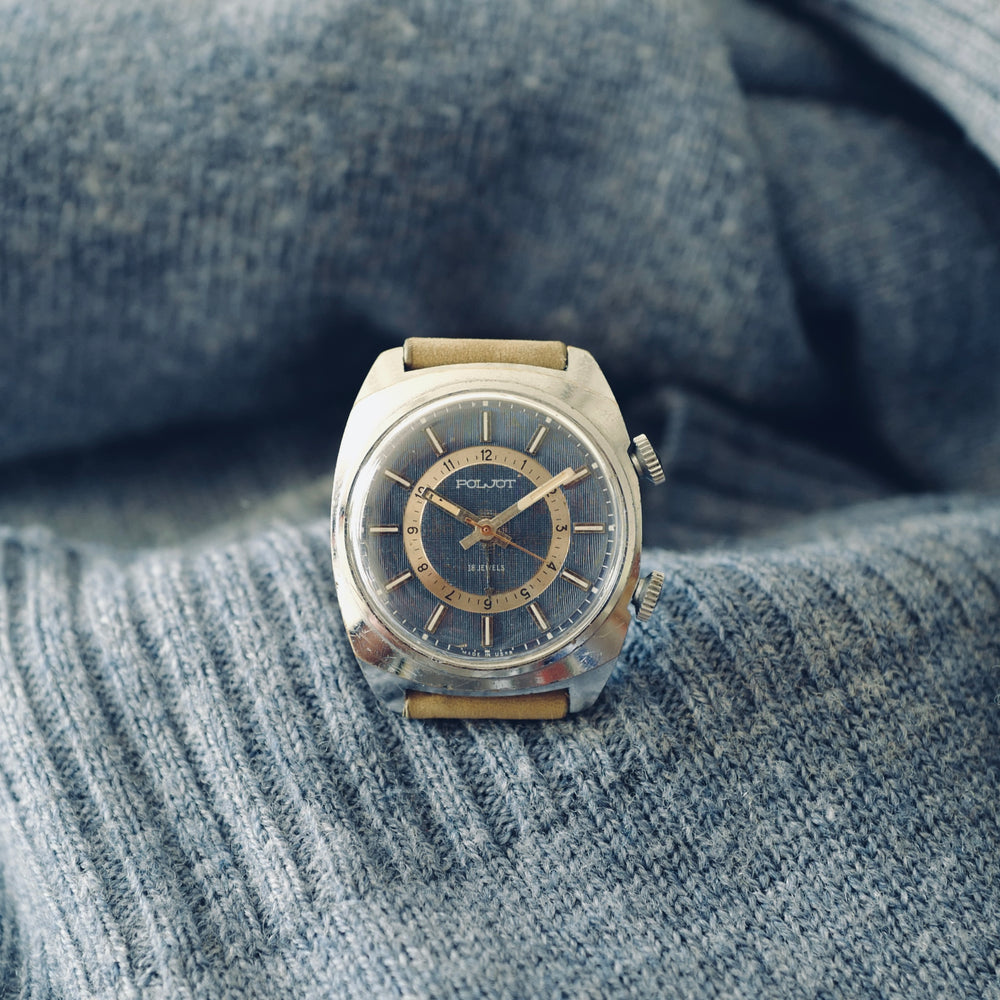Montre ancienne soviétique alarme