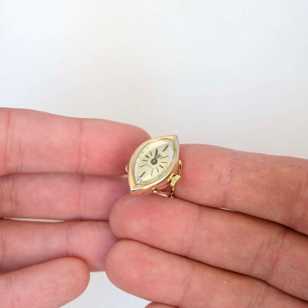 Montre bague ancienne vintage