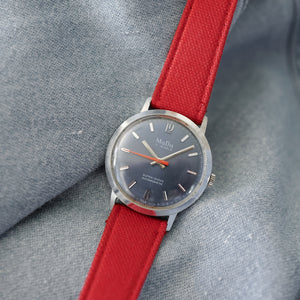 Montre cadran bleu vintage