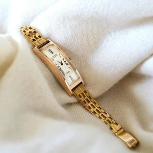 Montre curvex femme