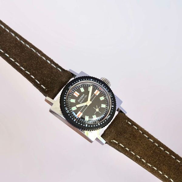 Montre de plongée ancienne