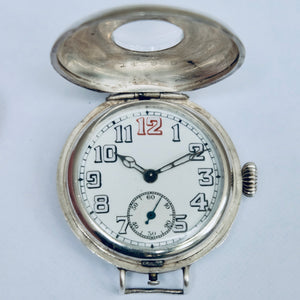 Montre de tranchée ancienne soldat