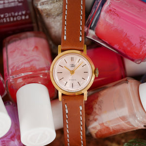 Montre double tour vintage femme ancienne russe