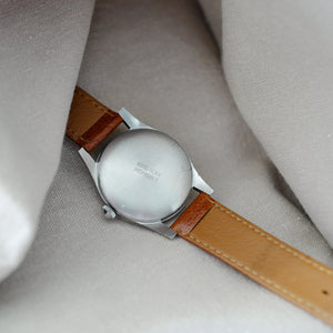 Montre étanche vintage année 1950 style militaire