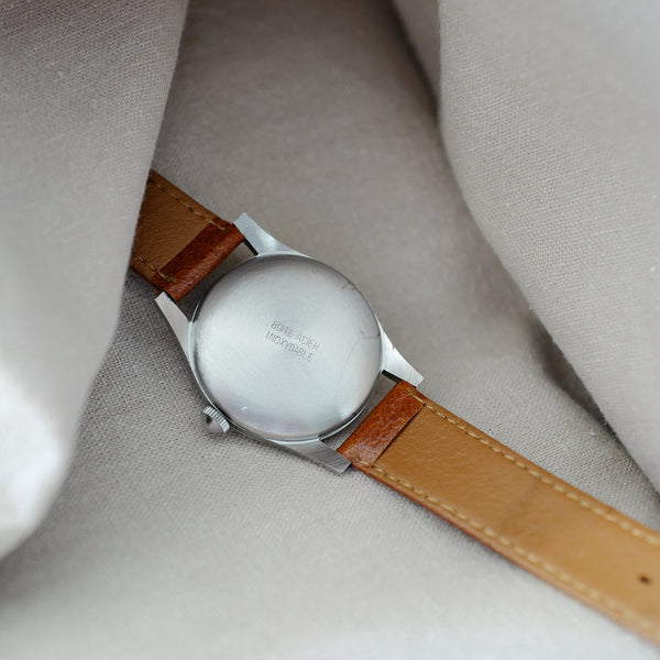 Montre étanche vintage année 1950 style militaire