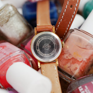 Montre femme dorée vintage soviétique
