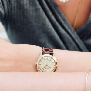 Montre femme or médecin