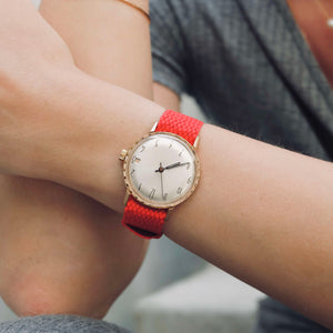 Montre femme ronde classique idée cadeau