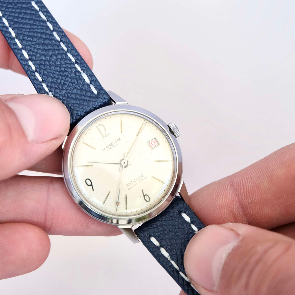 Montre homme élégante habillée vintage