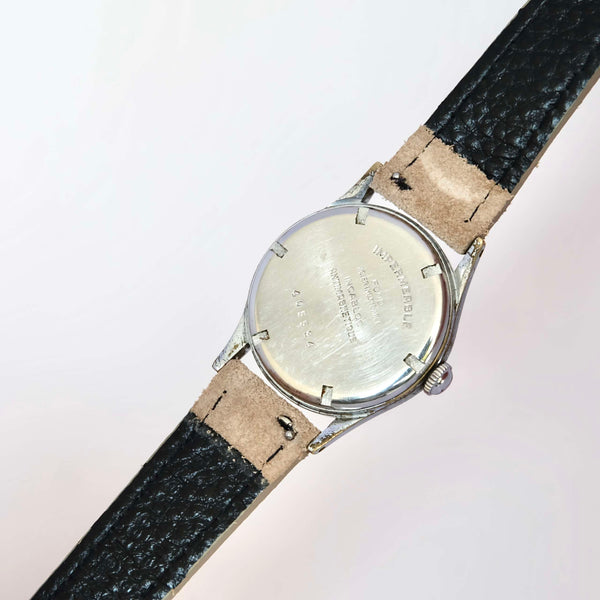 Montre mécanique révisée à remontage