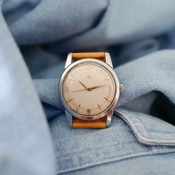 Montre Omega cal 354 bumper vintage