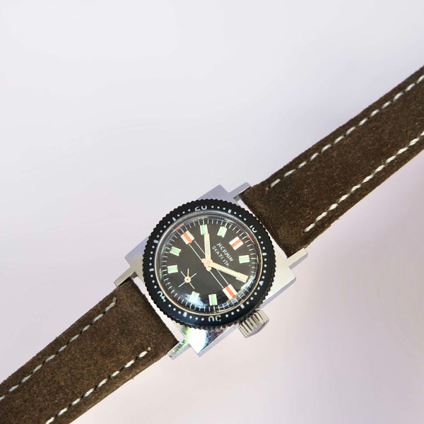 Montre plongée femme vintage