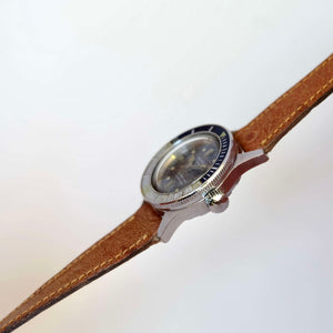 Montre plongée femme vintage