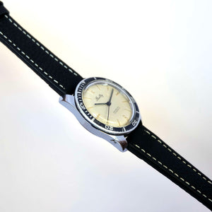 Montre plongée vintage 1970