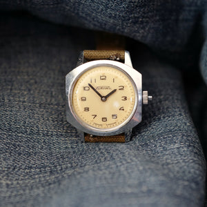 Montre Raketa russe