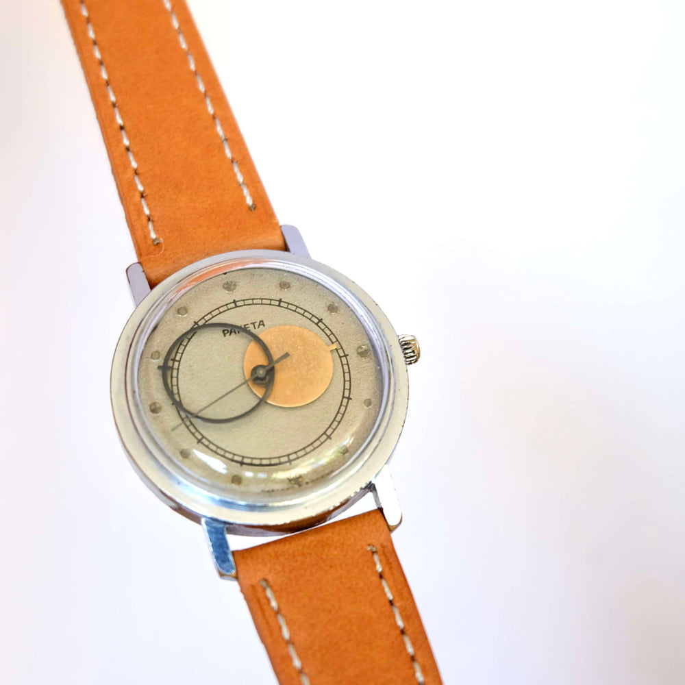 Montre russe ancienne raketa restaurée