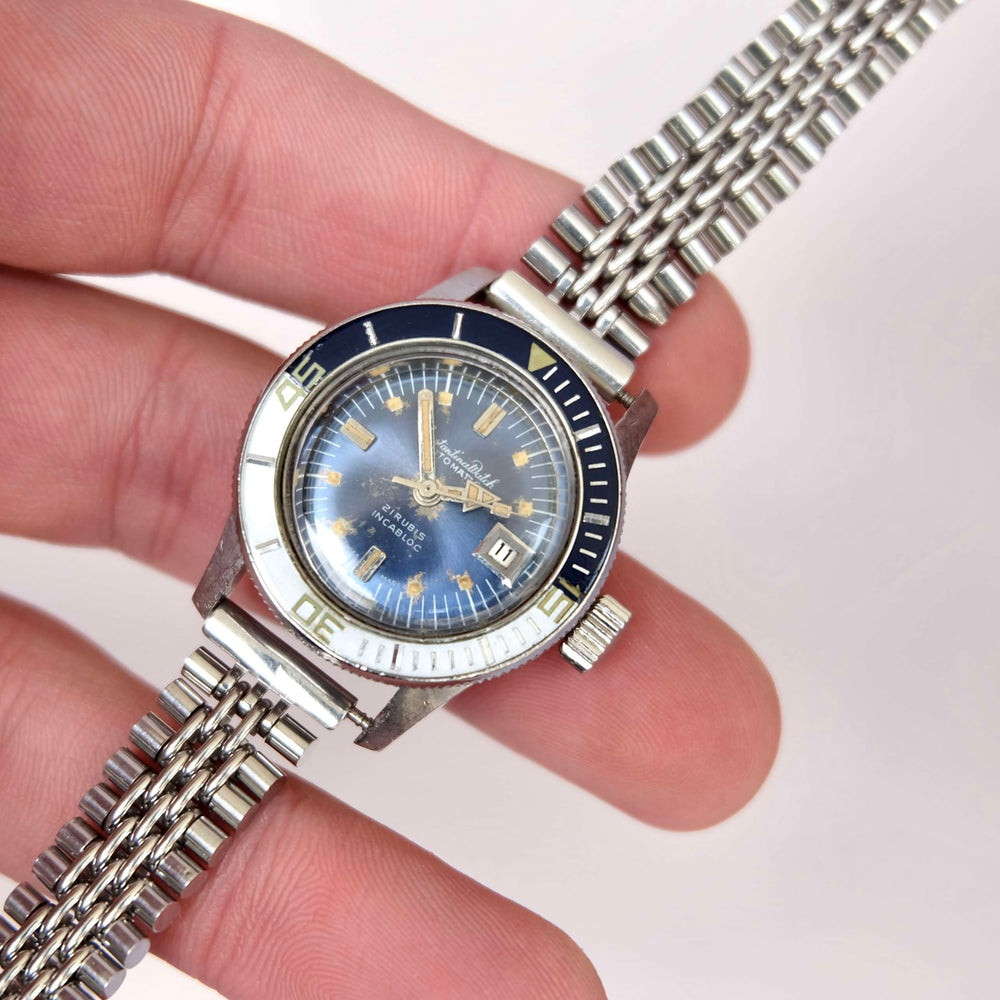 Constantina "Mini-Submariner Bakelite"