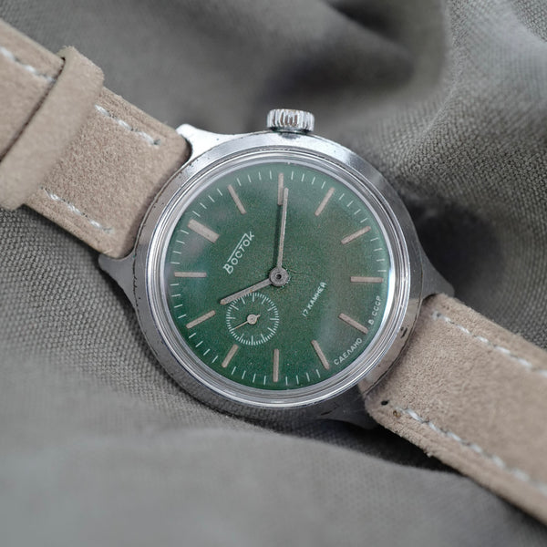 Montre verte kaki kakhi soviétique
