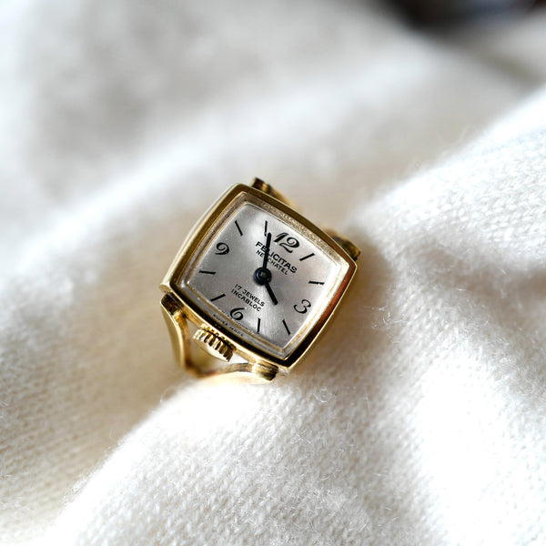 Montre vintage bague or dorée ajustable
