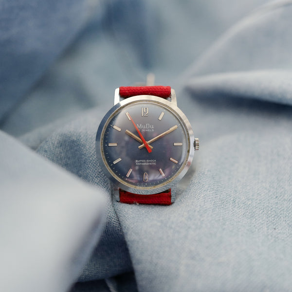 Montre vintage cadran bleu