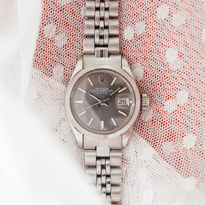 Montre vintage cadran gris oyster femme 24 mm