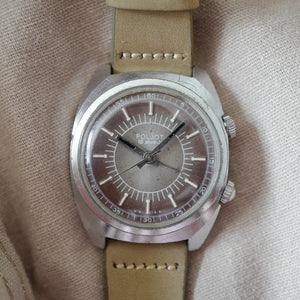 Montre vintage cadran marron jolie patine russe