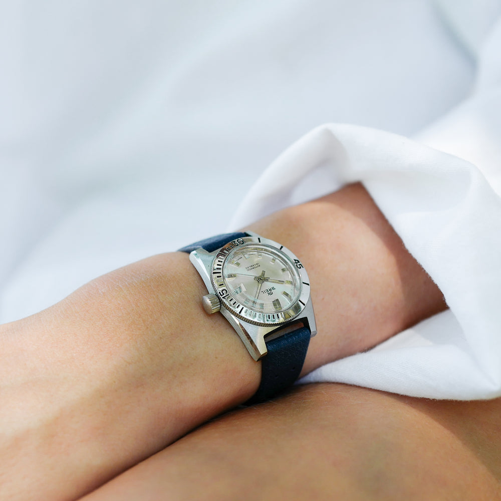 Mini montre vintage de plongée femme