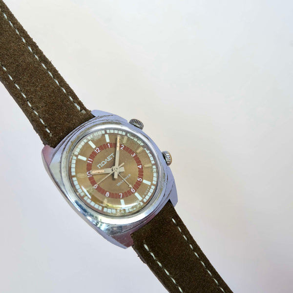Montre vintage mécanique russe