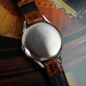 Fond du boîtier Movado vintage