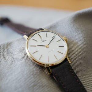 omega mini bijou montre femme ancienne vintage