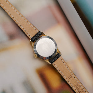 Omega mini montre de cocktail dorée pour femme vintage 1960