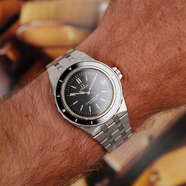 Seamaster 120 Jacques Mayol portée au poignet