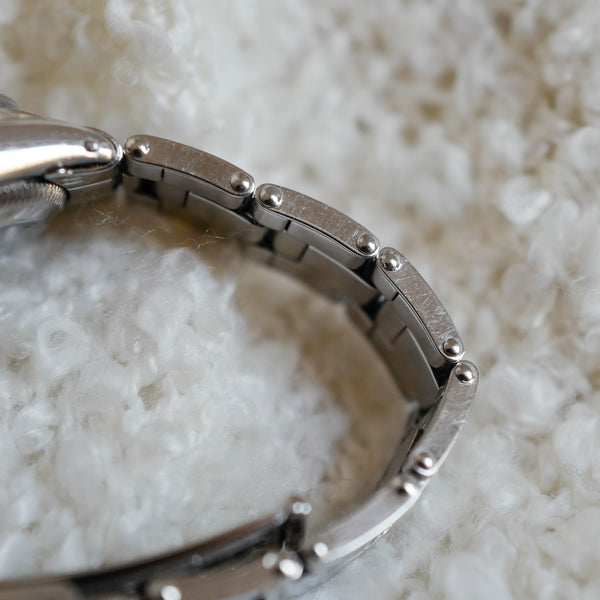 oyster rivet Rolex Oyster Perpetual Date 6517
