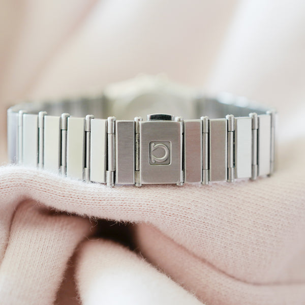 Petite Omega Constellation pour femme 795.1080 bracelet vintage