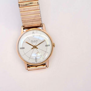 Raketa historique cadran sectoriel