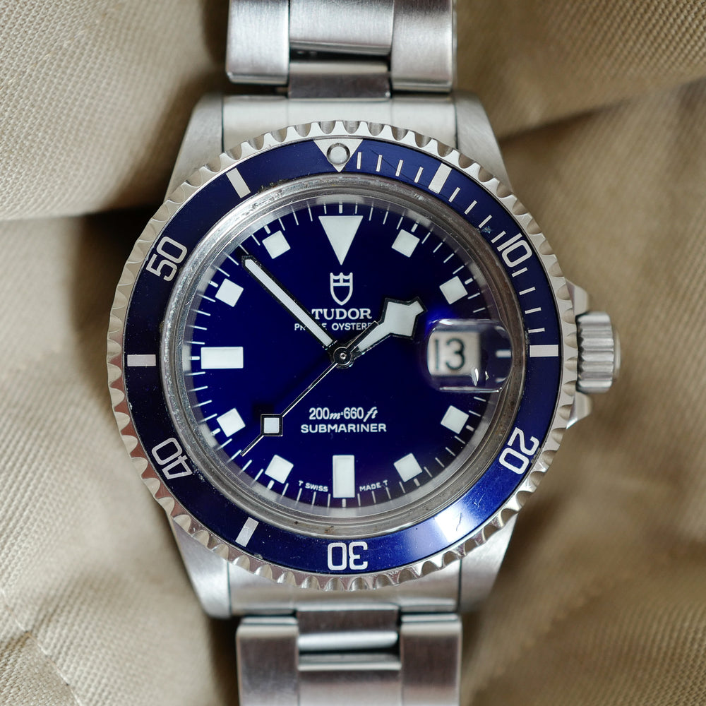 rare jolie montre tudor submariner bleu