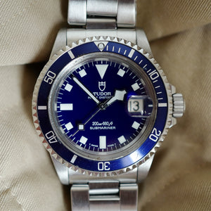 rare jolie montre tudor submariner bleu