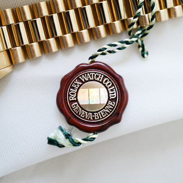Rolex Day-Date "Or & Diamants"  'Comme Neuve'  (1980) - Réf. 18038