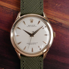 Rolex Pre-Bombay 2052 en or rose vue de face