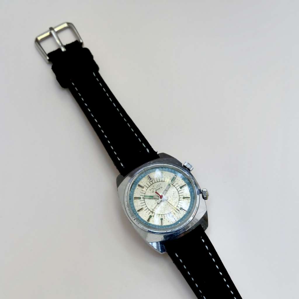 montre vintage russe bleu acier remontage