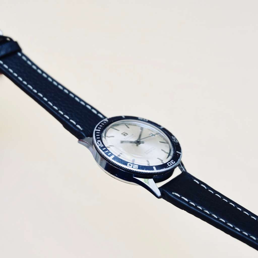 montre ancienne tissot sea star visio date watch