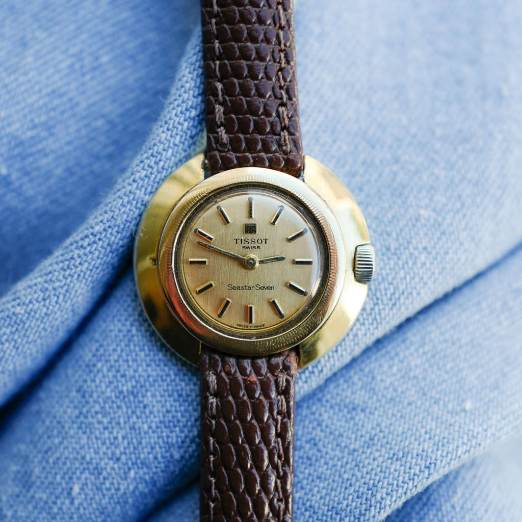cafe noir les montres horloger vintage marseille tissot femme or Sea Star Seven vintage_ 1