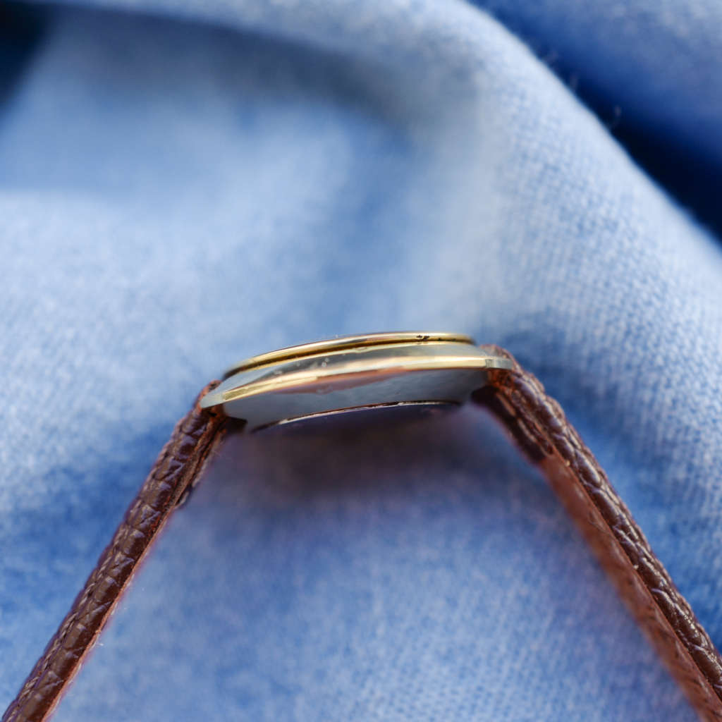 cafe noir les montres horloger vintage marseille tissot femme or Sea Star Seven vintage_ 4