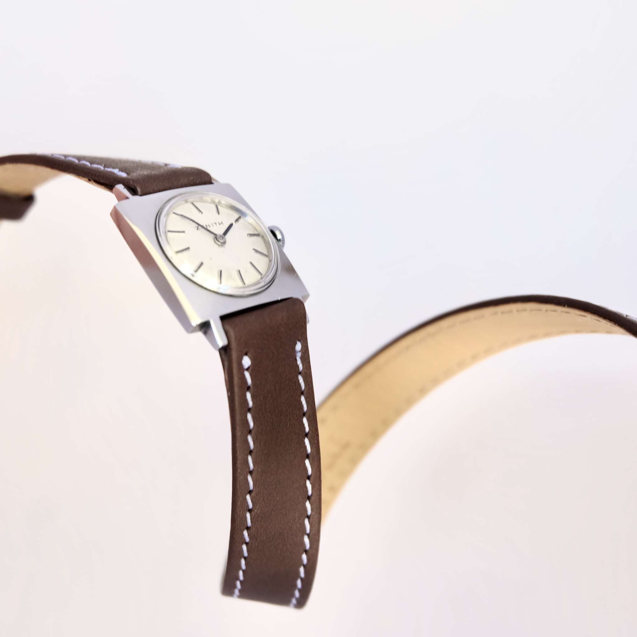 Montre Mécanique Vintage Femme – Ancienne – Non Testée – Bijou Rétro