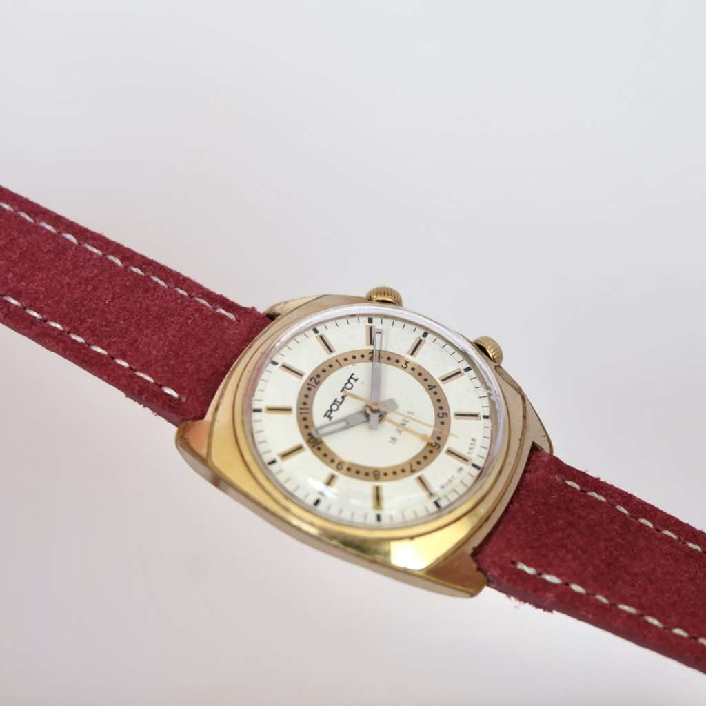 DSCF3183 montre dorée soviétique or