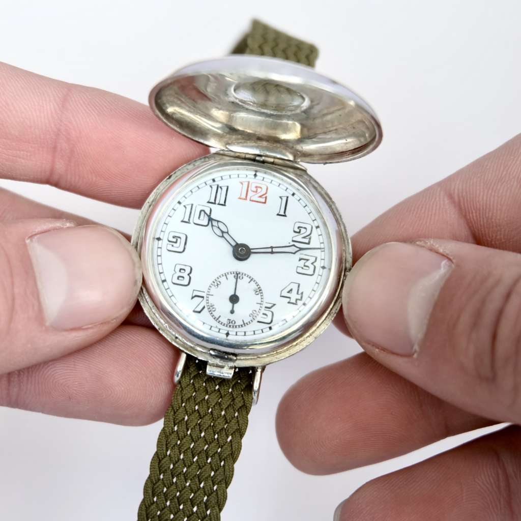 montre ancienne histoire mecanique tranchee poilu premiere guerre mondiale argent massif