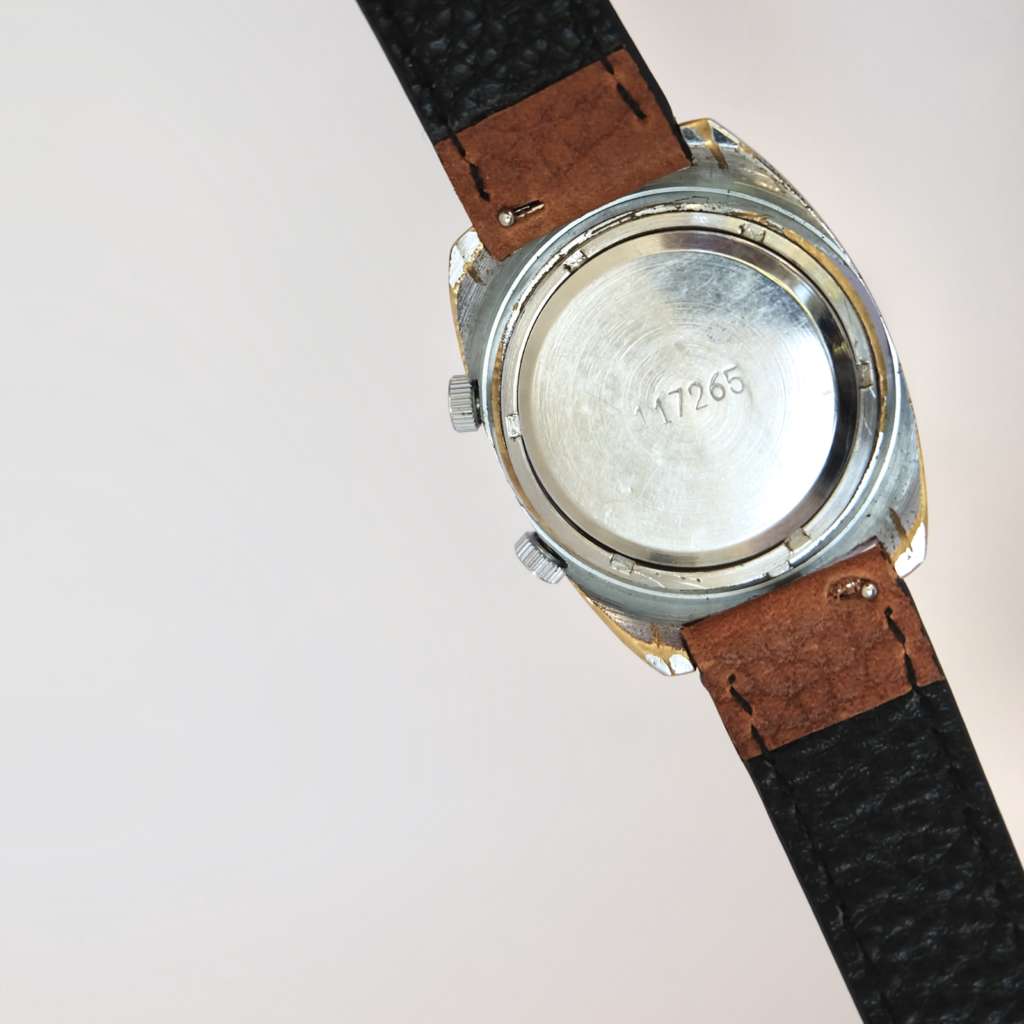montre ancienne mecanique bleu bracelet cuir interchageable Montre ancienne mécanique bleu bracelet cuir interchangeable